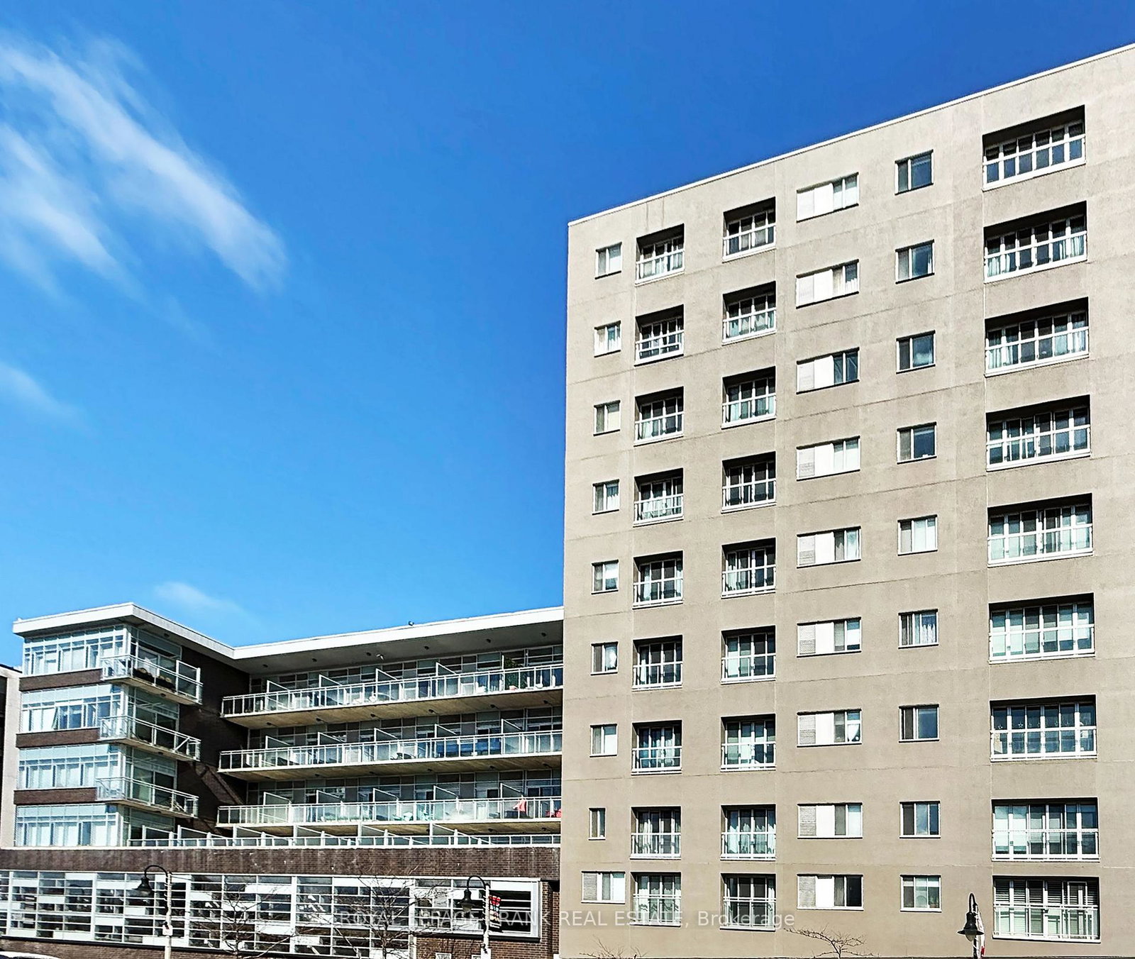 44-bond-street-w-oshawa-ontario-e12985384