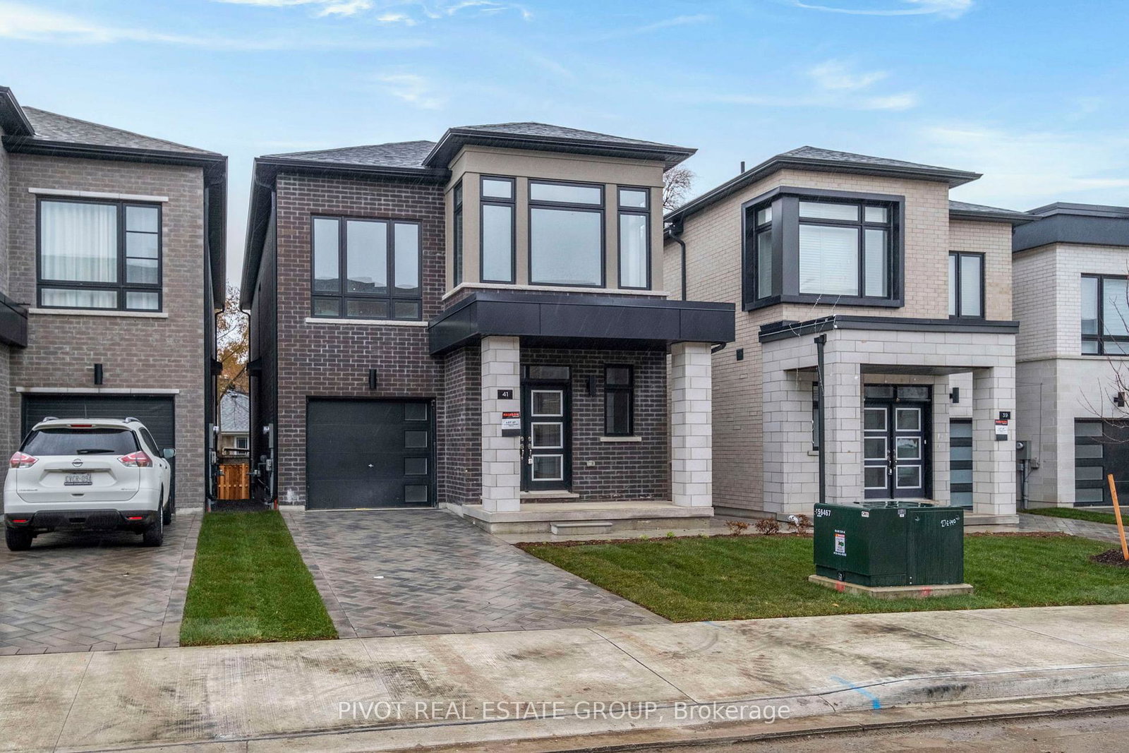 41-danielle-moore-circle-scarborough-ontario-e12985426