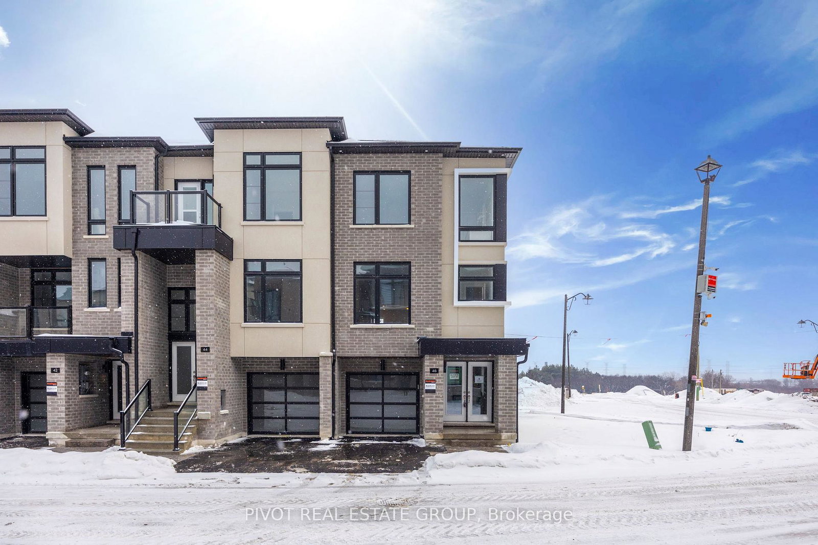 46-observatory-way-whitby-ontario-e12985442