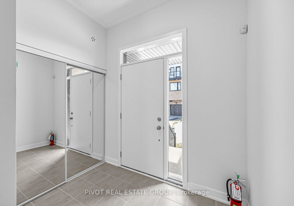 4-lively-way-whitby-ontario-e12986946