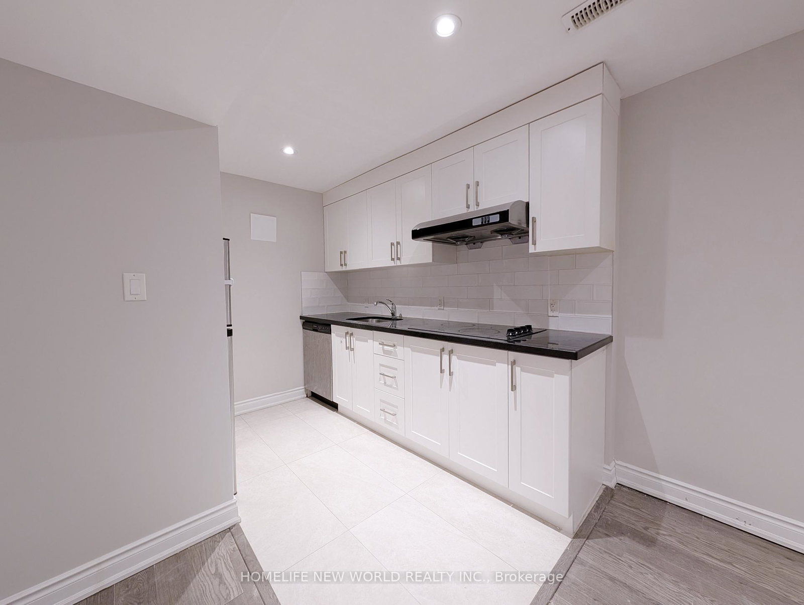 10-dixon-avenue-toronto-ontario-e12987022