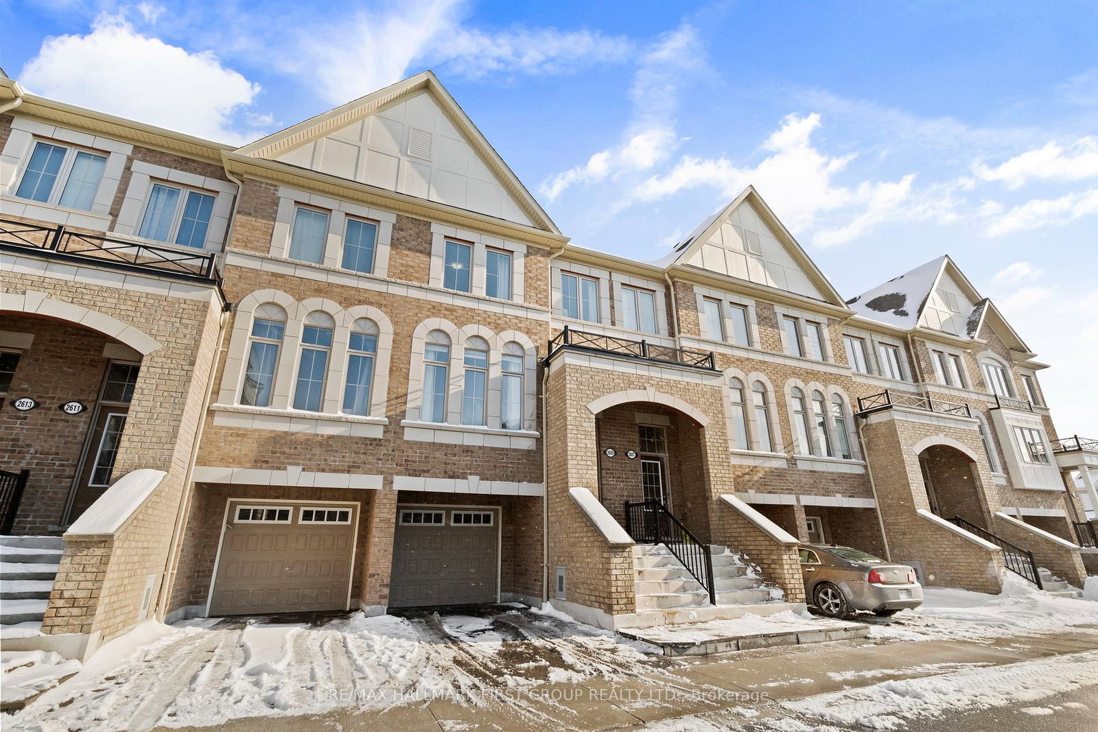 2609-deputy-minister-path-oshawa-ontario-e12987674