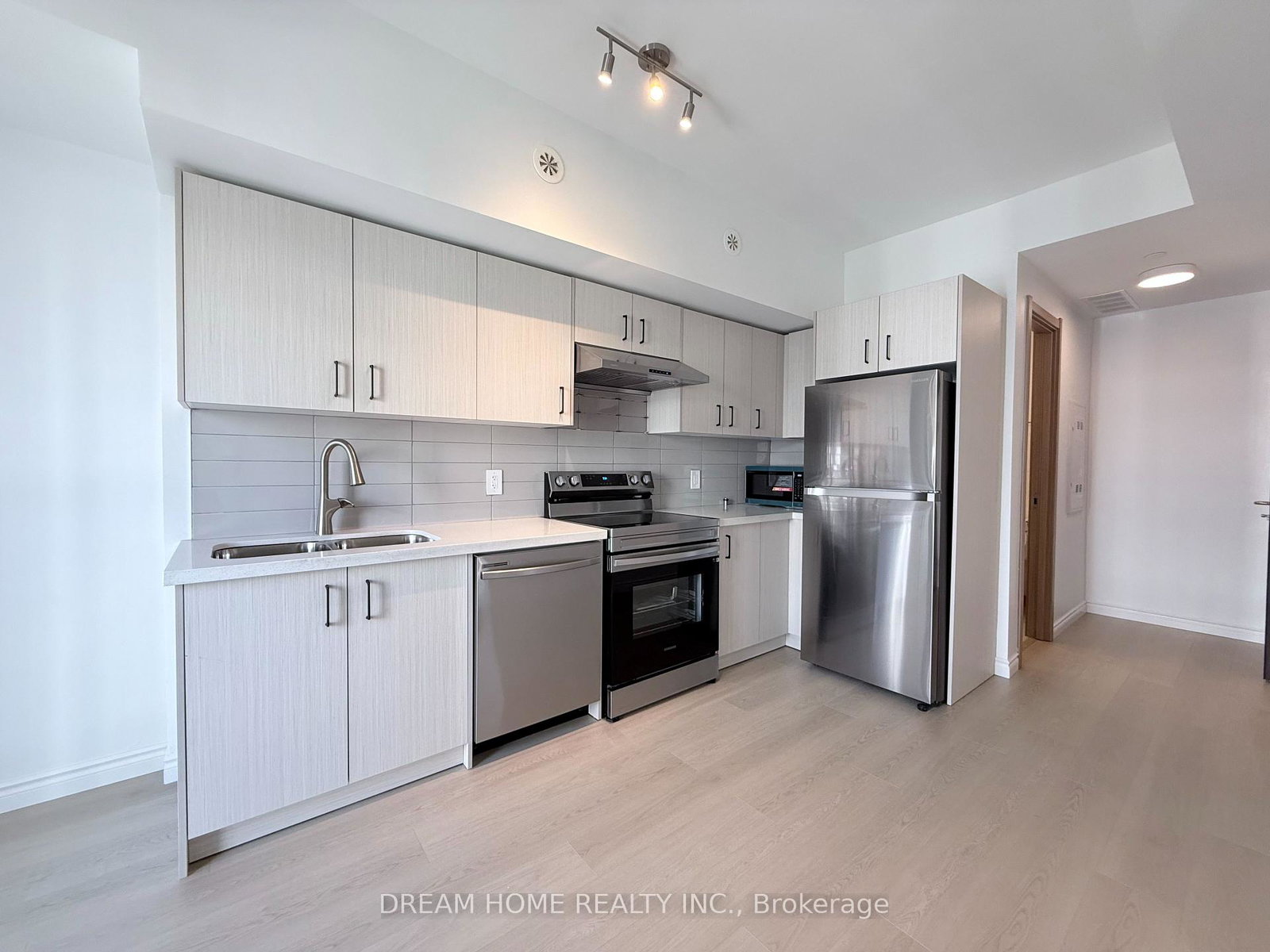 3423-sheppard-avenue-e-scarborough-ontario-e12987680