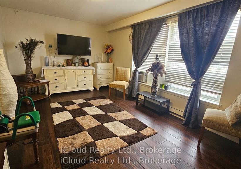 1847-lawrence-avenue-e-scarborough-ontario-e12987792