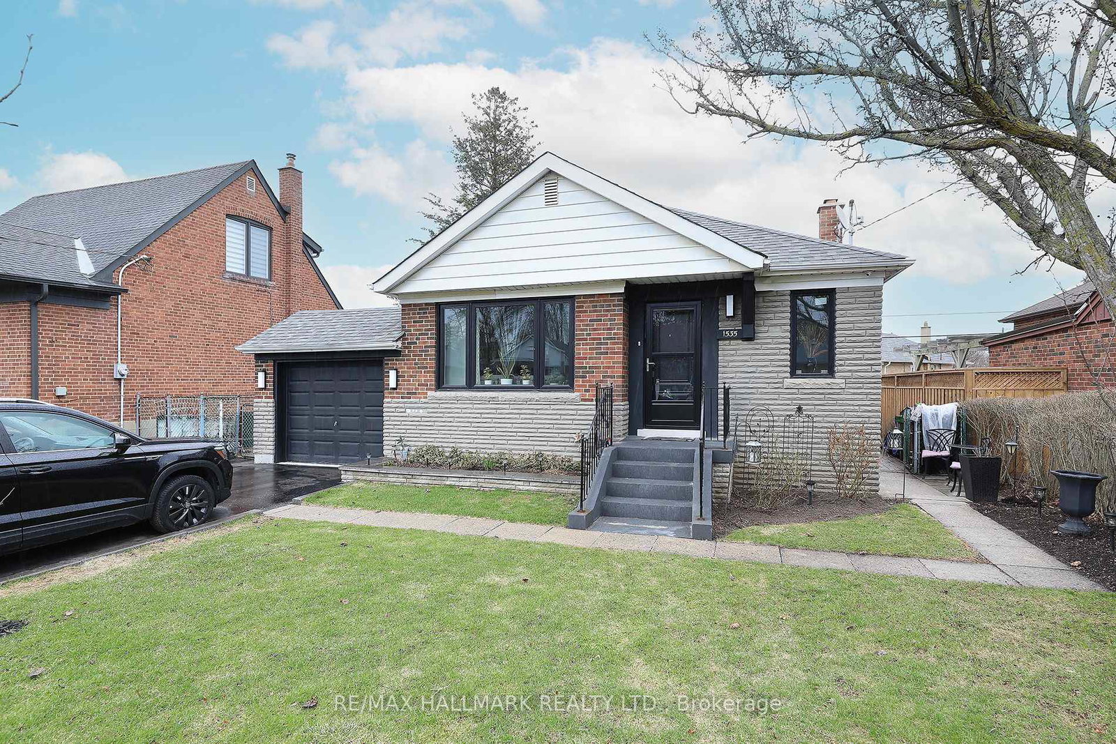 1535-pharmacy-avenue-scarborough-ontario-e12988628
