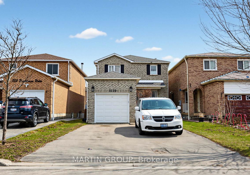1529-beechlawn-drive-pickering-ontario-e12989230