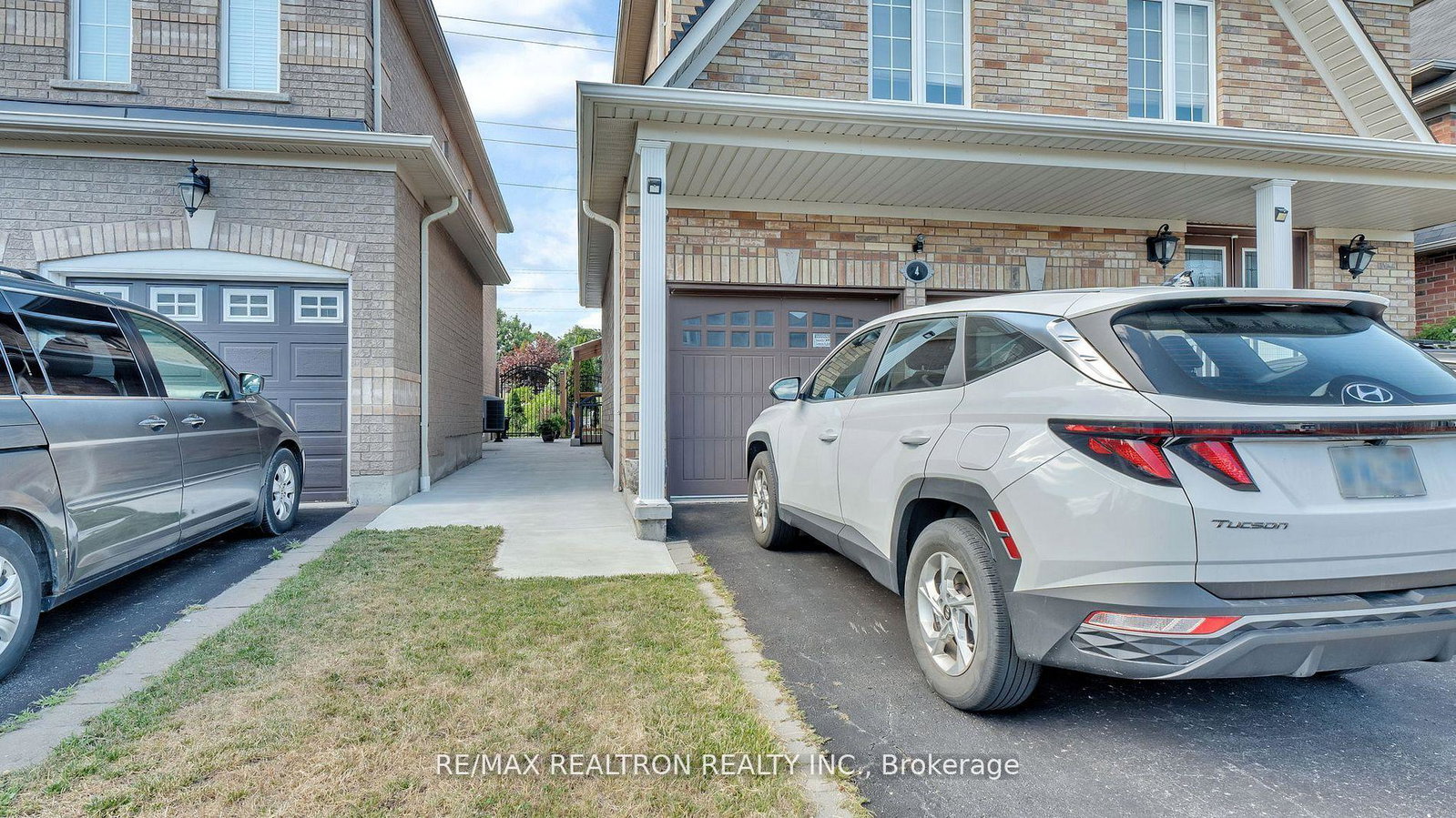 4-oceanpearl-crescent-whitby-ontario-e12989440