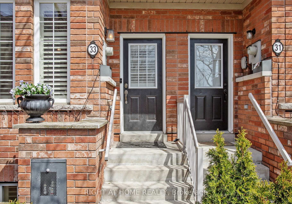 33-brockville-street-toronto-ontario-e12989806