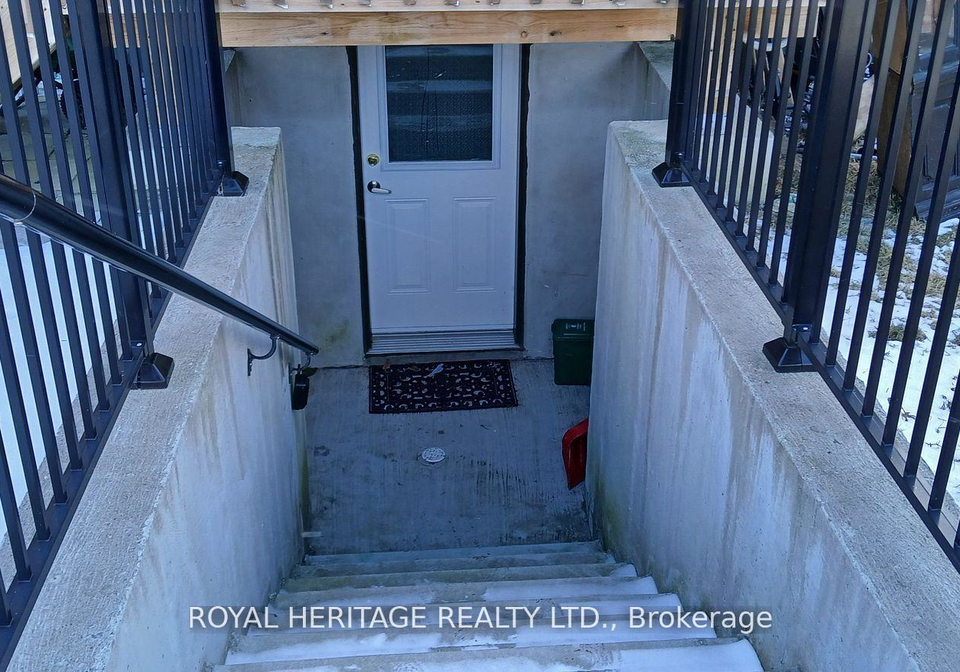 10-bill-cole-court-clarington-ontario-e12990386