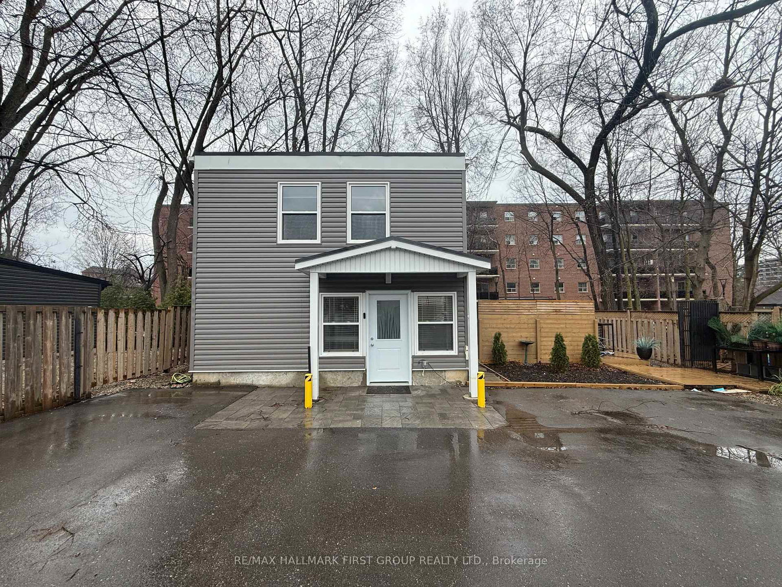 33-lincoln-street-ajax-ontario-e12991352