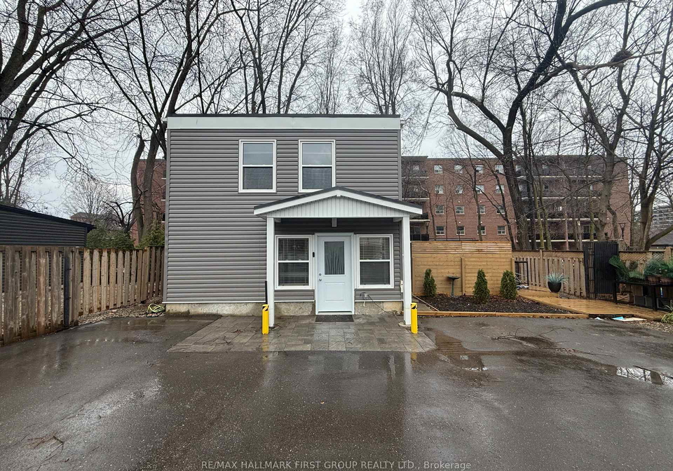 33-lincoln-street-ajax-ontario-e12991352