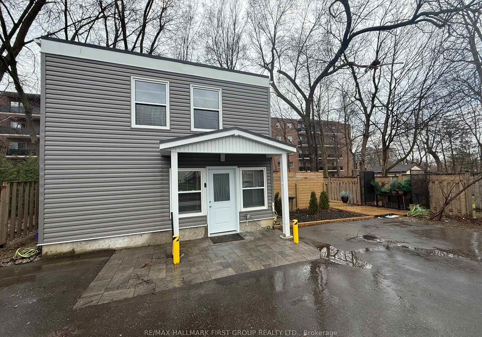 33-lincoln-street-ajax-ontario-e12991352