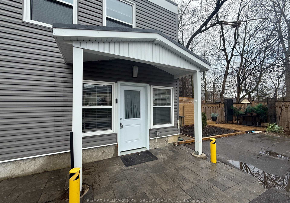 33-lincoln-street-ajax-ontario-e12991352