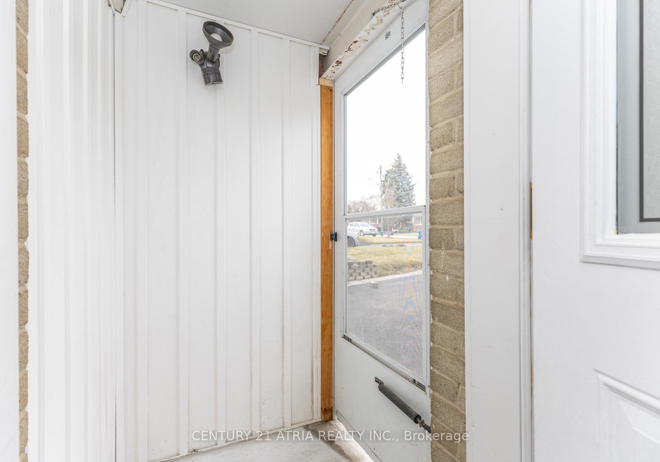 805-batory-avenue-pickering-ontario-e12991358