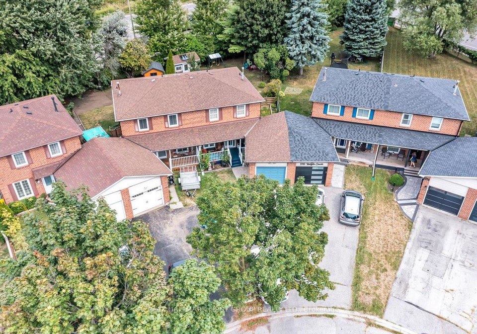 1138-tanzer-court-pickering-ontario-e12991432