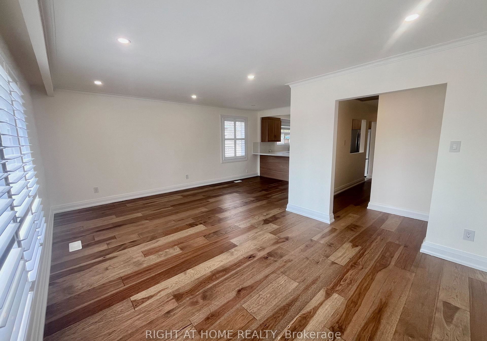 22-frolick-crescent-scarborough-ontario-e12992088