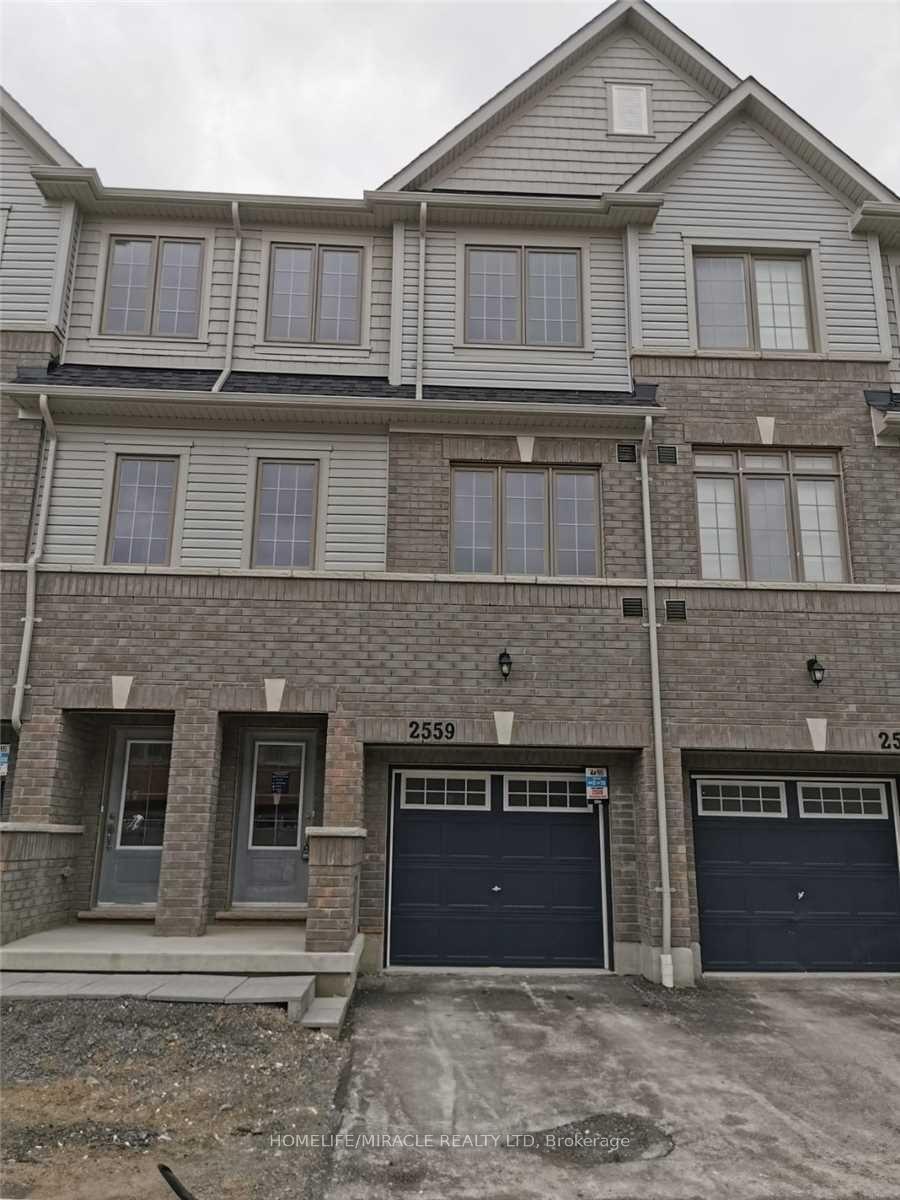 2559-barbarolli-path-oshawa-ontario-e12992134