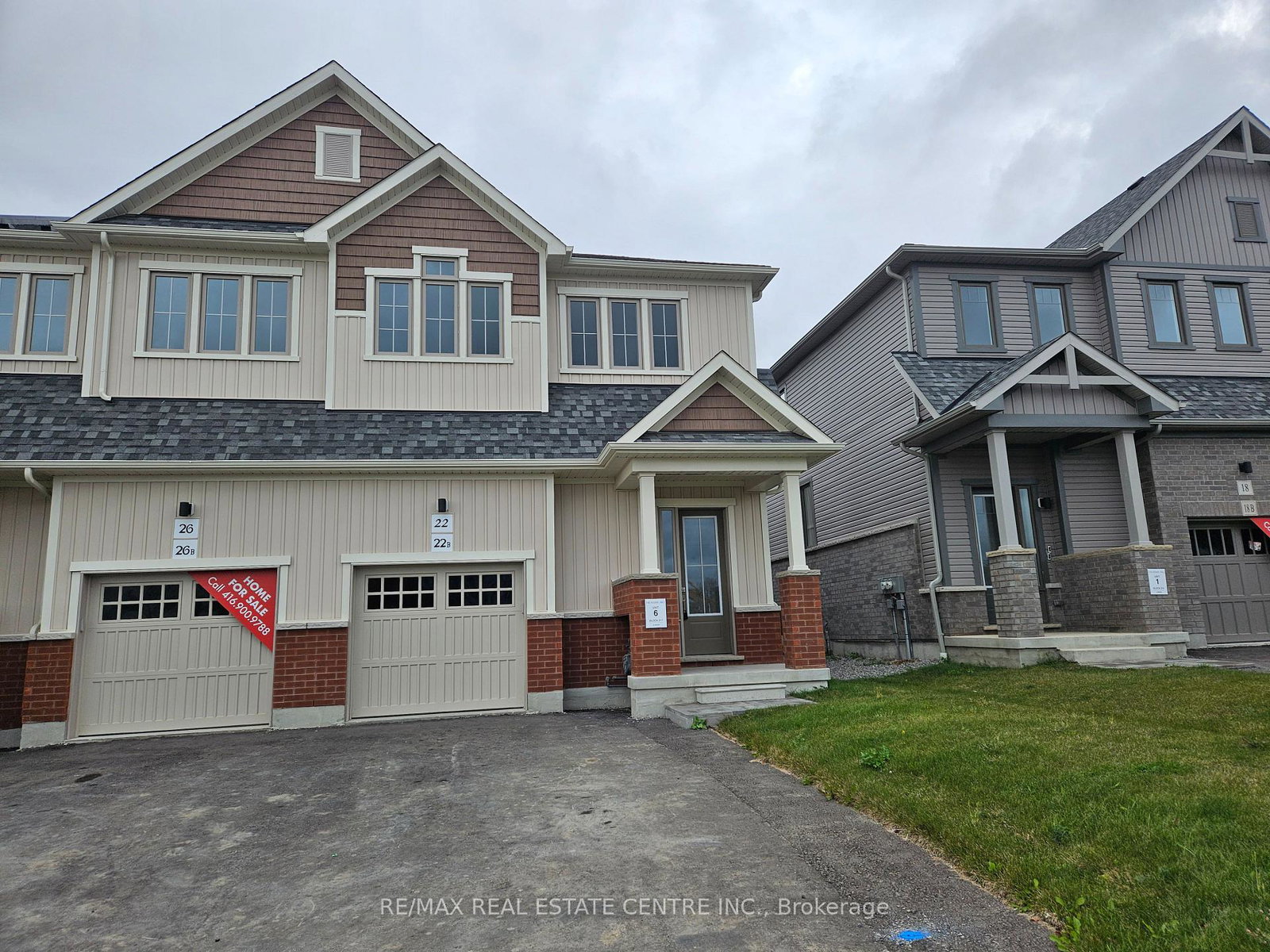 22-ziibi-way-clarington-ontario-e12993572