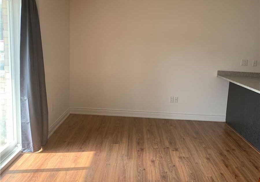 1716-grenwich-glen-pickering-ontario-e12993658
