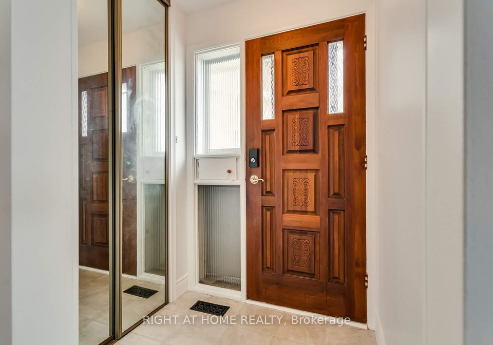 22-sheva-court-scarborough-ontario-e12994046