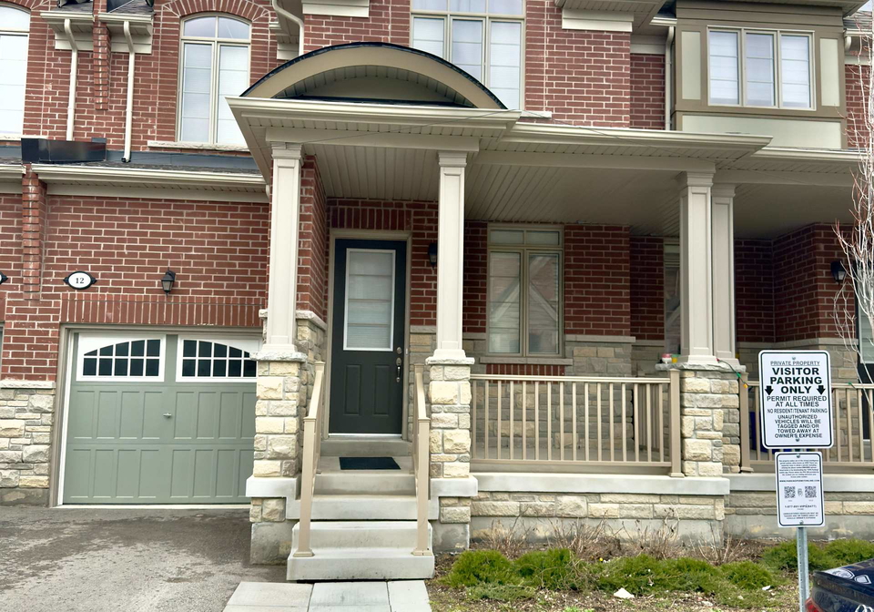 12-cachia-lane-ajax-ontario-e12994184