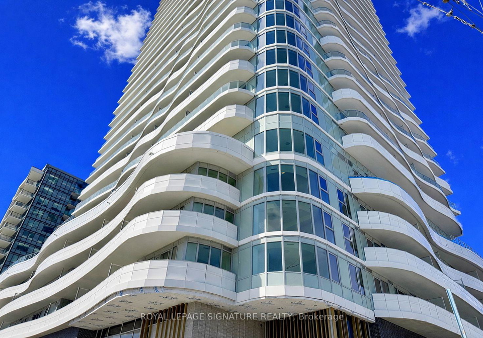 1010-sandy-beach-road-pickering-ontario-e12994892
