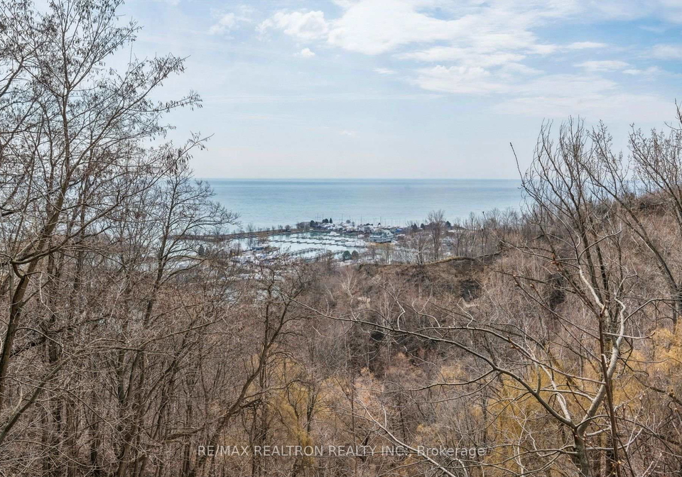 37-sunnypoint-crescent-scarborough-ontario-e12995160
