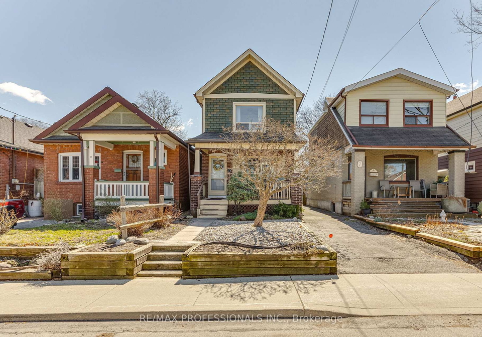 9-orley-avenue-east-york-ontario-e12996360