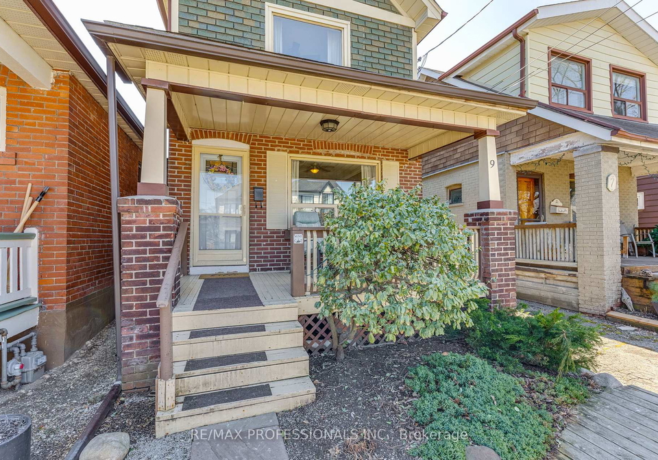 9-orley-avenue-east-york-ontario-e12996360