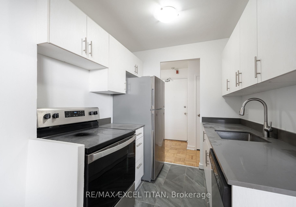 165-cosburn-avenue-east-york-ontario-e12997010
