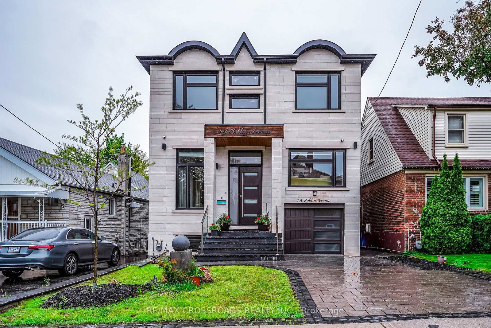 1a-roblin-avenue-east-york-ontario-e12997390