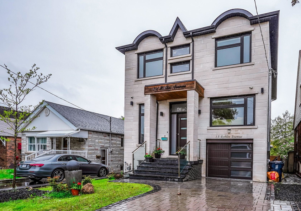 1a-roblin-avenue-east-york-ontario-e12997390