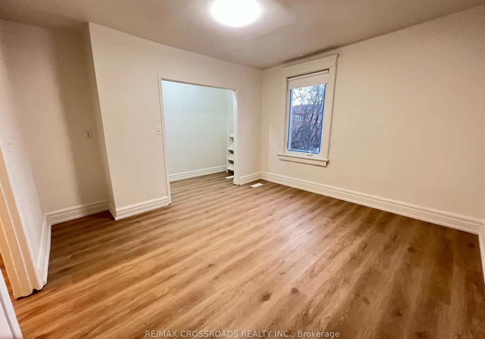 82-curzon-street-toronto-ontario-e12997418