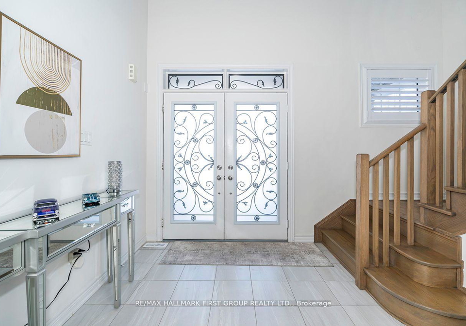 5-toulouse-street-whitby-ontario-e12997754