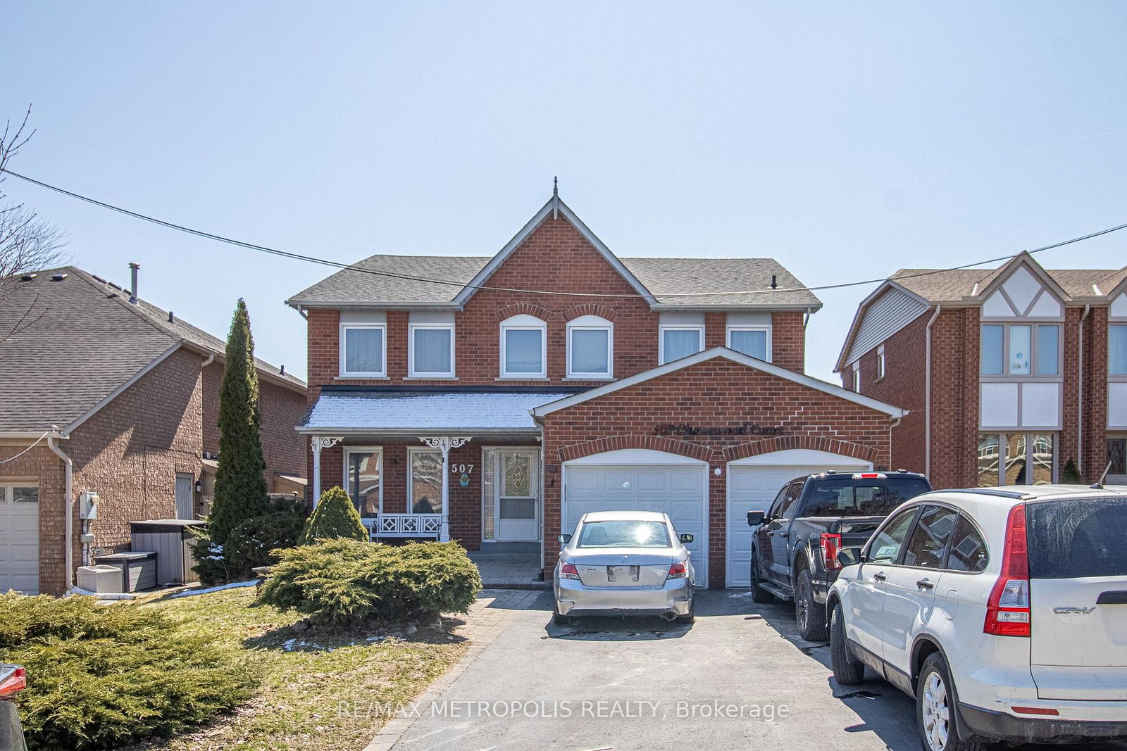 507-charnwood-court-pickering-ontario-e12997858