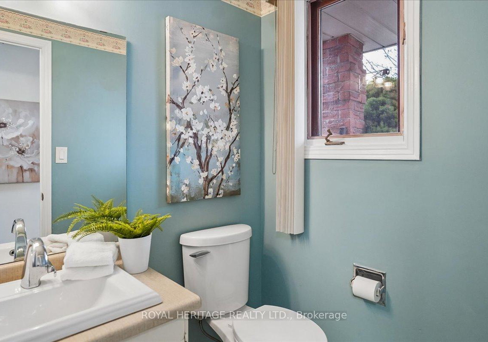 148-adele-crescent-oshawa-ontario-e12998820
