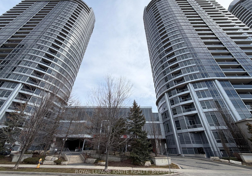 151-village-green-square-scarborough-ontario-e12999098