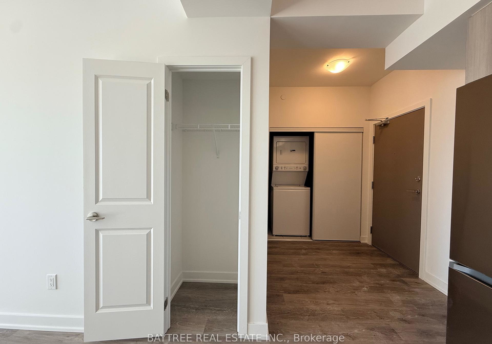 1010-sandy-beach-road-pickering-ontario-e12999120