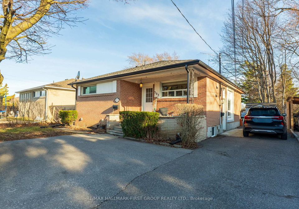 303-rossland-road-w-whitby-ontario-e12999218