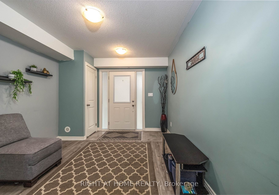 2560-ladyfern-crossing-pickering-ontario-e12999882