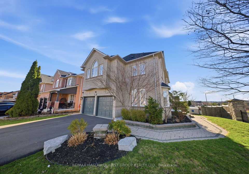 82-woodcock-avenue-ajax-ontario-e13000358