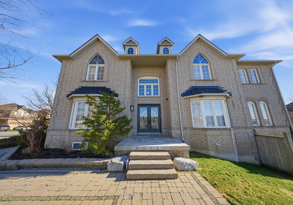 82-woodcock-avenue-ajax-ontario-e13000358