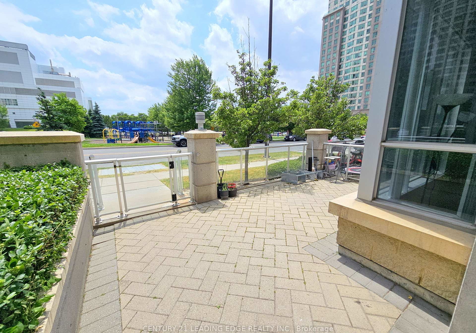 38-lee-centre-drive-scarborough-ontario-e13000504