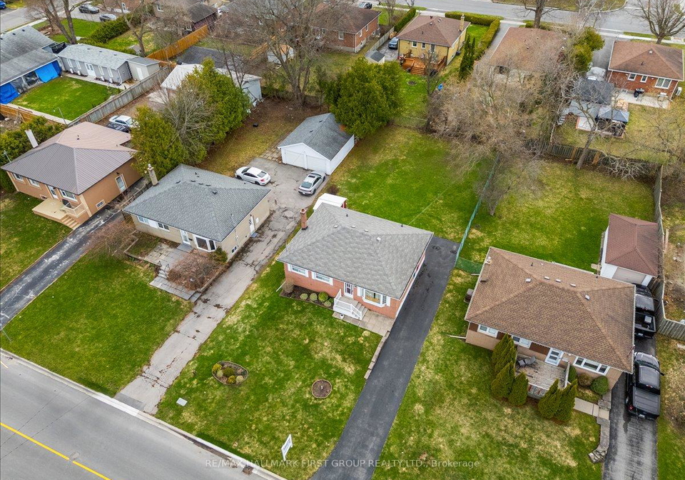 32-linton-avenue-ajax-ontario-e13000798