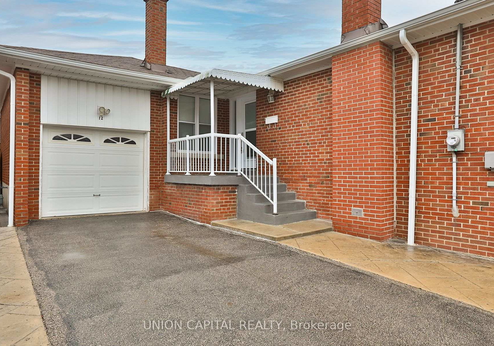 12-anola-place-scarborough-ontario-e13000822