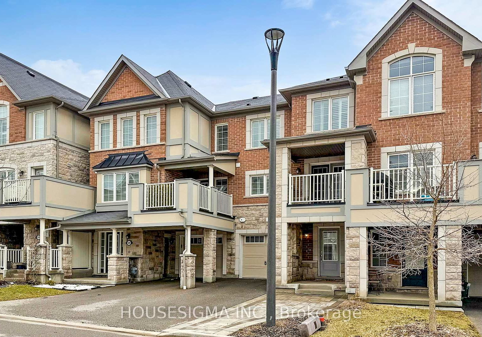 1097-silk-street-pickering-ontario-e13001458