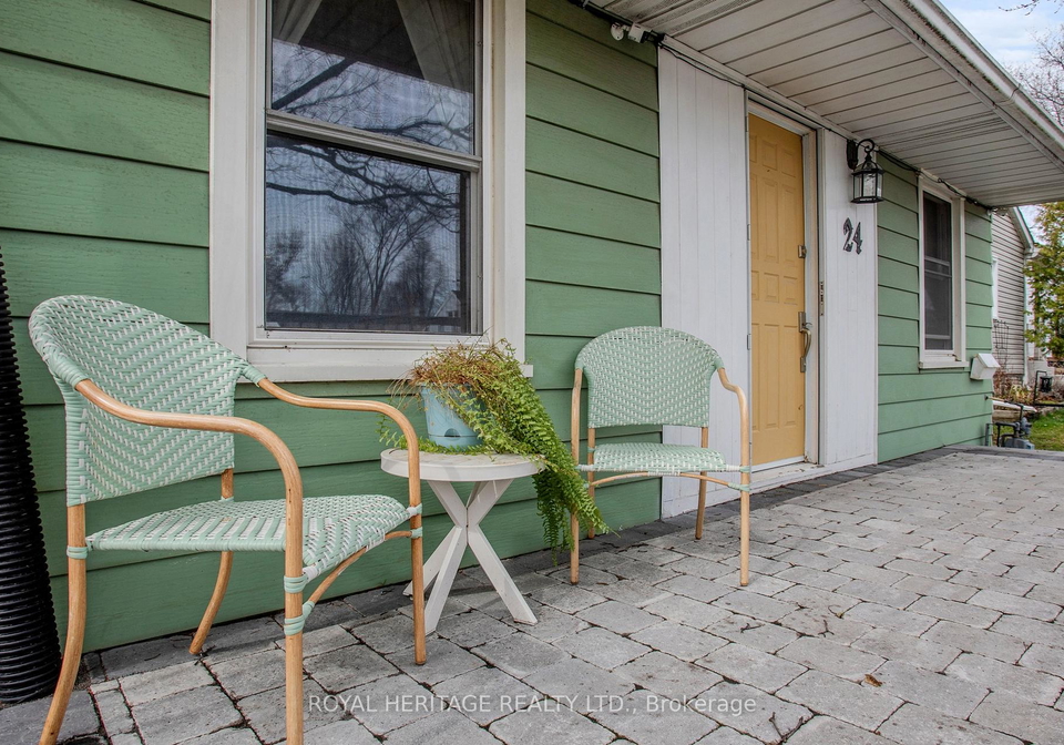 24-york-street-ajax-ontario-e13001556