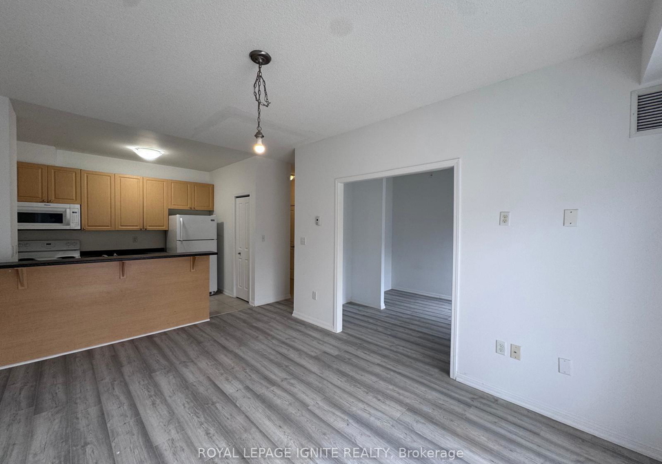 5-sidney-lane-clarington-ontario-e13001964