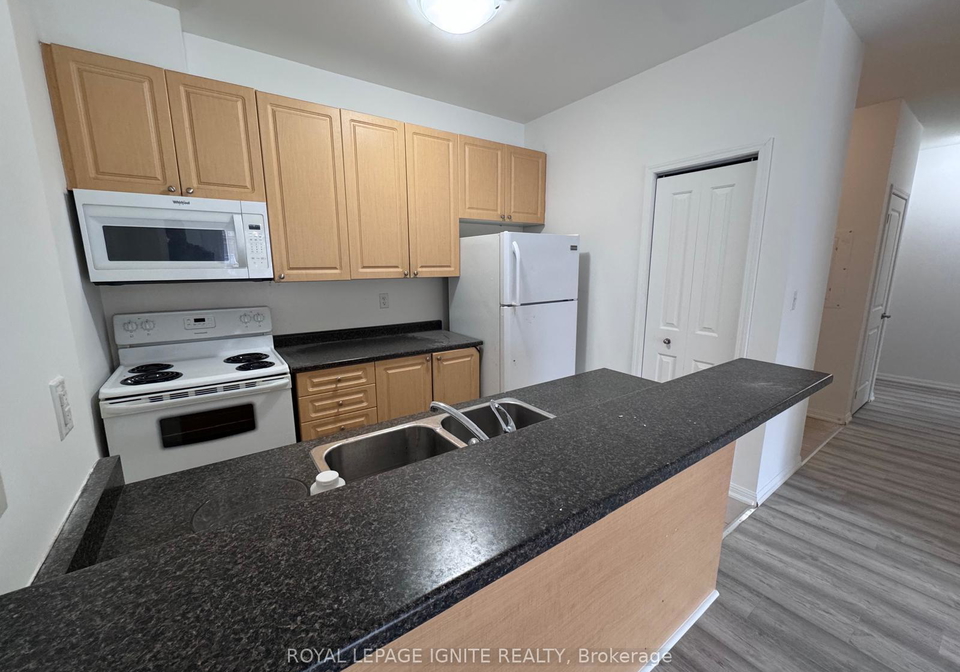 5-sidney-lane-clarington-ontario-e13001964