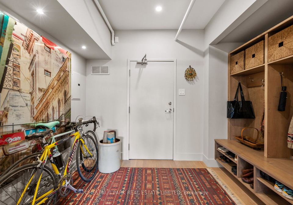 1852-queen-street-e-toronto-ontario-e13002776